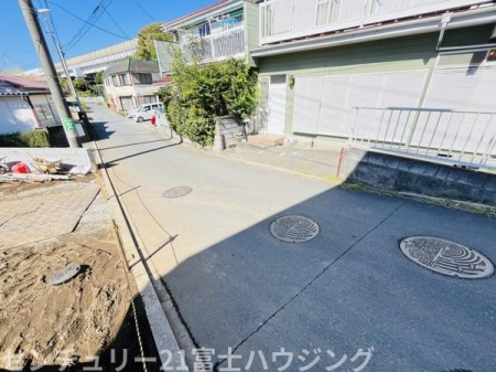 _ސ쌧sԉH̐VzˌĂ̑OʓH܂ތnʐ^