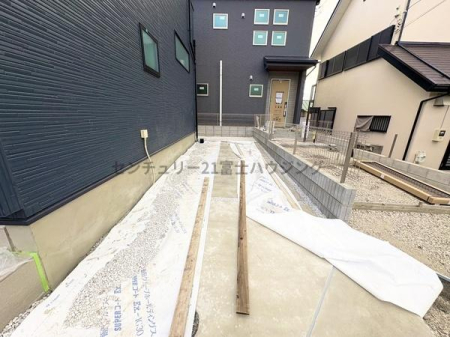 �_�ސ쌧������s���4���ڂ̐V�z��ˌ��Ă̒��ԏ�