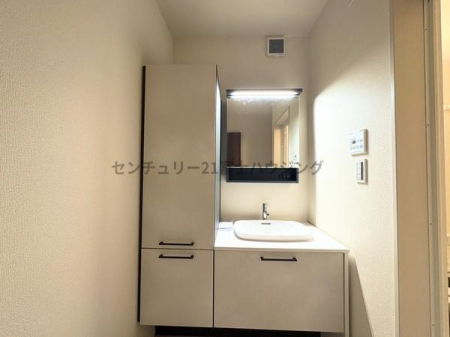 �_�ސ쌧������s���4���ڂ̐V�z��ˌ��Ă̐��ʑ�E���ʏ�