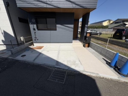 _ސ쌧sC݂̐VzˌĂ̑OʓH܂ތnʐ^