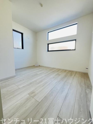 �_�ސ쌧������s�ᏼ���̐V�z��ˌ��Ă̗m��