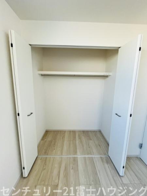 �_�ސ쌧������s�ᏼ���̐V�z��ˌ��Ă̎��[