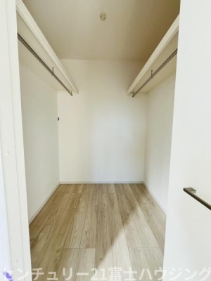 �_�ސ쌧������s�ᏼ���̐V�z��ˌ��Ă̎��[