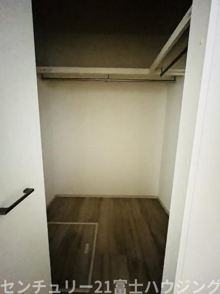 �_�ސ쌧������s�ᏼ���̐V�z��ˌ��Ă̎��[