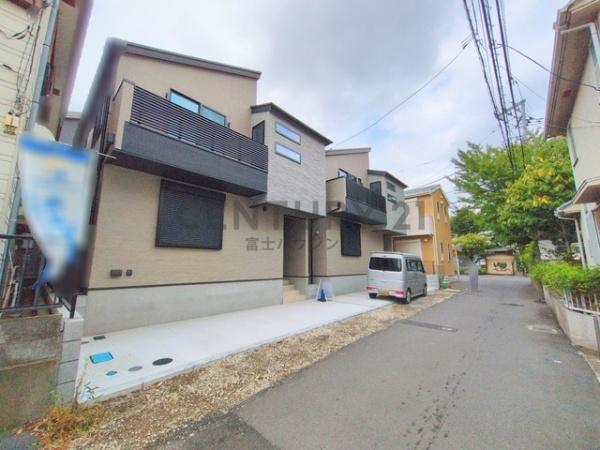 _ސ쌧s̐VzˌĂ̑OʓH܂ތnʐ^