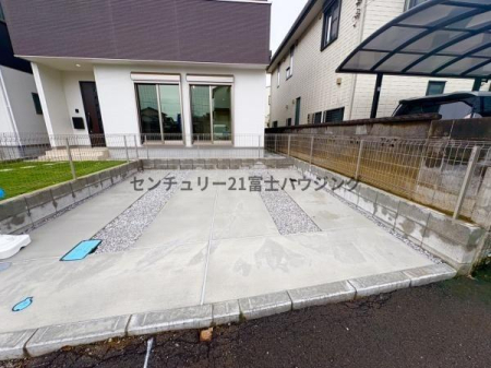 �_�ސ쌧������s����1���ڂ̐V�z��ˌ��Ă̒��ԏ�