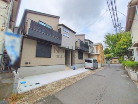 _ސ쌧s̐VzˌĂ̑OʓH܂ތnʐ^