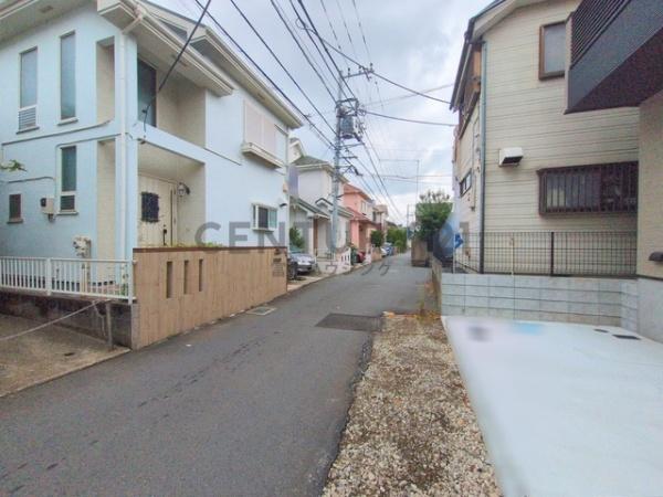 _ސ쌧s̐VzˌĂ̑OʓH܂ތnʐ^