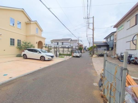 _ސ쌧sC7ڂ̐VzˌĂ̑OʓH܂ތnʐ^