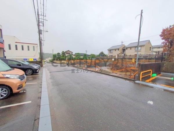 _ސ쌧s̐VzˌĂ̑OʓH܂ތnʐ^