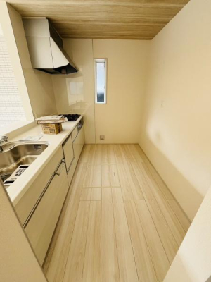 �_�ސ쌧������s�~���̐V�z��ˌ��ẴL�b�`��