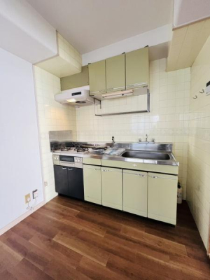 �_�ސ쌧����s�P�s1���ڂ̒��Ã}���V�����̃L�b�`��