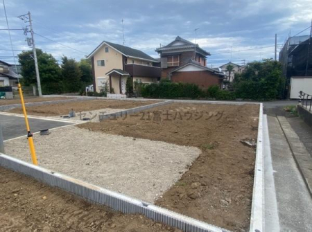 神奈川県茅ヶ崎市円蔵の新築一戸建ての現地外観写真