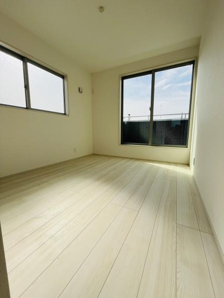 �_�ސ쌧������s�����̐V�z��ˌ��Ă̗m��