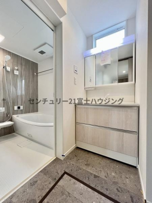 _ސ쌧sPs3ڂ̐VzˌĂ̐ʑEʏ