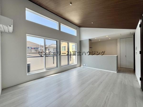 _ސ쌧sPs3ڂ̐VzˌẴrO