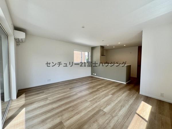 _ސ쌧sPs3ڂ̐VzˌẴrO