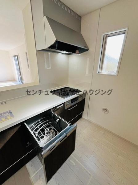 �_�ސ쌧����s�T���̐V�z��ˌ��ẴL�b�`��