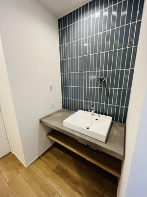 �_�ސ쌧������s����1���ڂ̐V�z��ˌ��Ă̐��ʑ�E���ʏ�