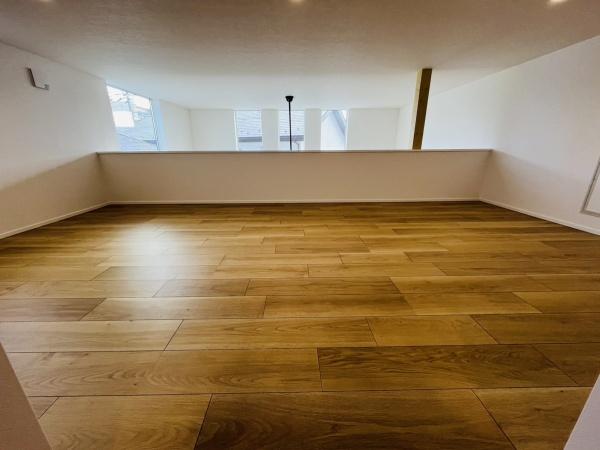 �_�ސ쌧������s����1���ڂ̐V�z��ˌ��Ă̂��̑�����