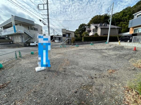 _ސ쌧s̐VzˌĂ̑OʓH܂ތnʐ^