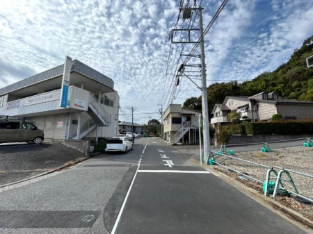 _ސ쌧s̐VzˌĂ̑OʓH܂ތnʐ^