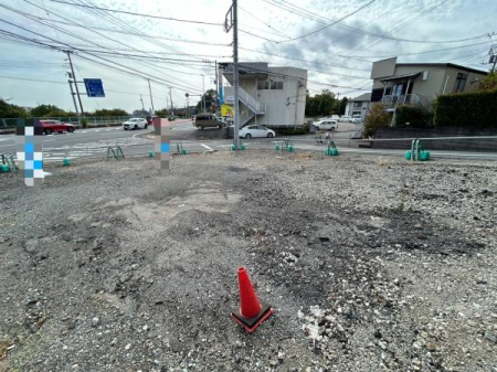 _ސ쌧s̐VzˌĂ̑OʓH܂ތnʐ^