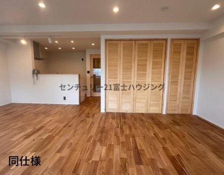 �_�ސ쌧������s�΂��l�̒��Ã}���V�����̃��r���O