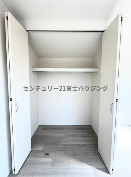 �_�ސ쌧����s�����C��6���ڂ̒��È�ˌ��Ă̎��[