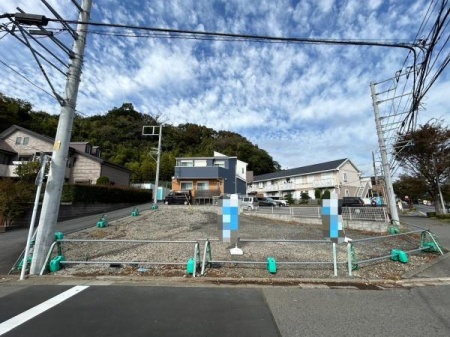 _ސ쌧s̐VzˌĂ̑OʓH܂ތnʐ^