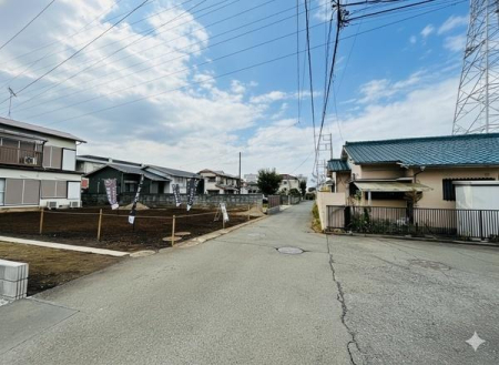 _ސ쌧sq̓yn̑OʓH܂ތnʐ^