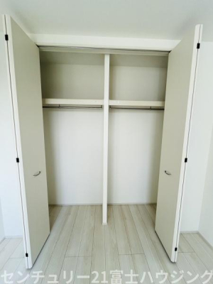 �_�ސ쌧������s�����̐V�z��ˌ��Ă̎��[