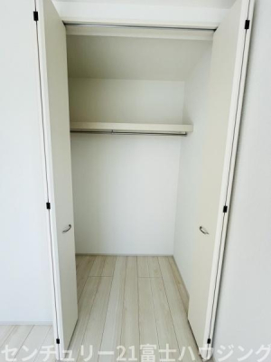 �_�ސ쌧������s�����̐V�z��ˌ��Ă̎��[