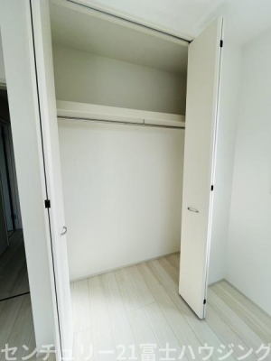 �_�ސ쌧������s�����̐V�z��ˌ��Ă̎��[