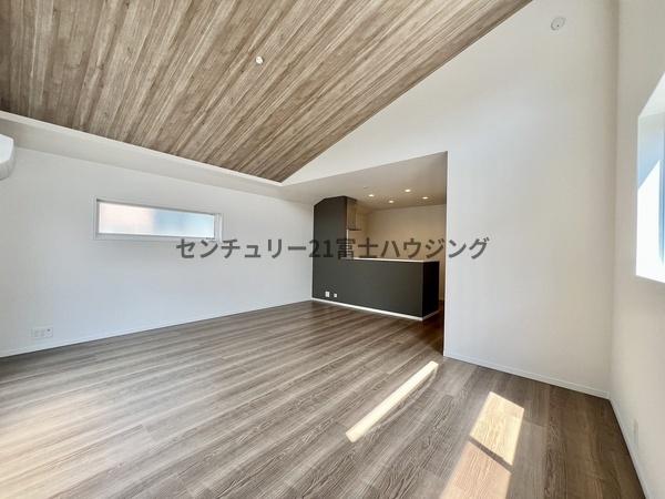 _ސ쌧sPs3ڂ̐VzˌẴrO