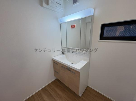 _ސ쌧sh̐VzˌĂ̐ʑEʏ