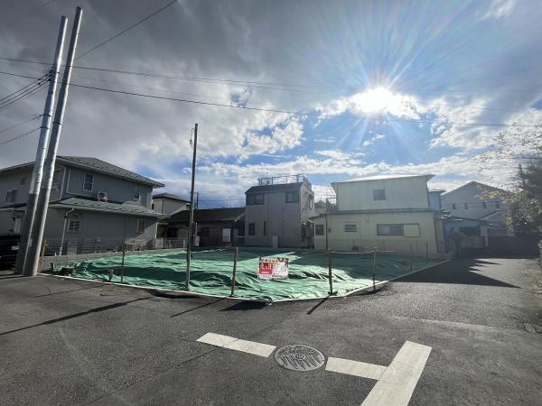 �_�ސ쌧����s�H��2���ڂ̓y�n�̑O�ʓ��H�܂ތ��n�ʐ^