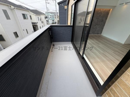 _ސ쌧sh̐VzˌẴoRj[