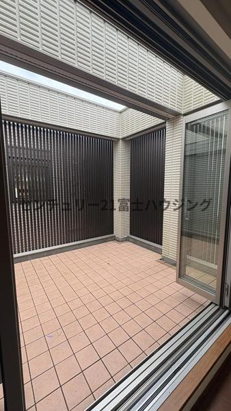 _ސ쌧sH1ڂ̒ÈˌẴoRj[