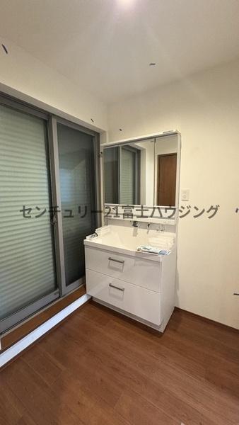 _ސ쌧sH1ڂ̒ÈˌĂ̐ʑEʏ