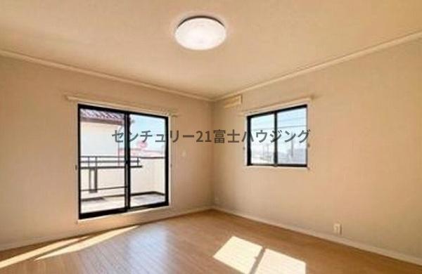 _ސ쌧sc4ڂ̒ÈˌĂ̗m