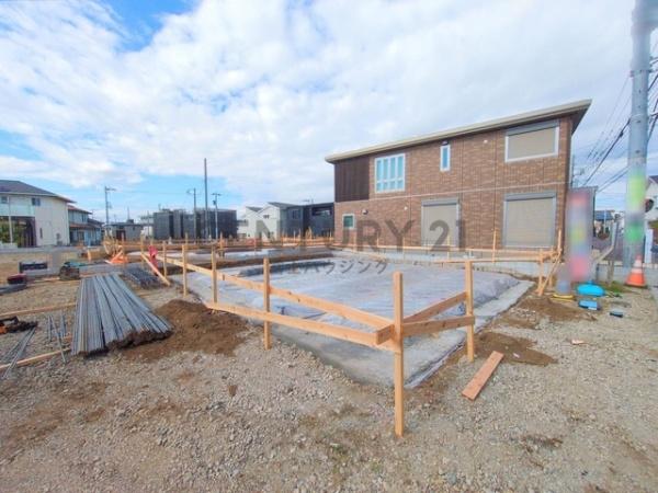 �_�ސ쌧������s����2���ڂ̐V�z��ˌ��Ă̌��n�O�ώʐ^