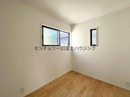 _ސ쌧s4ڂ̐VzˌĂ̗m