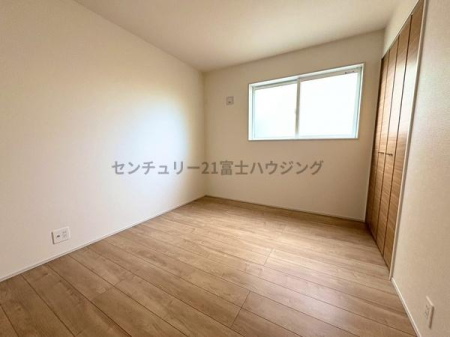 �_�ސ쌧������s���4���ڂ̐V�z��ˌ��Ă̗m��