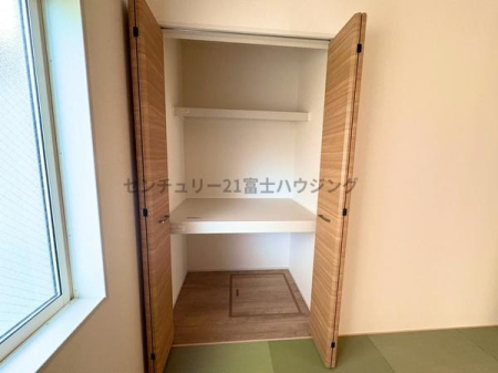 �_�ސ쌧������s���4���ڂ̐V�z��ˌ��Ă̎��[