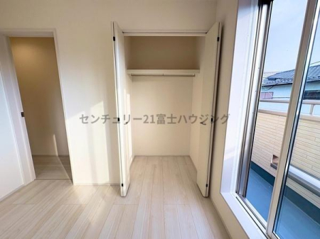 �_�ސ쌧������s���4���ڂ̐V�z��ˌ��Ă̎��[