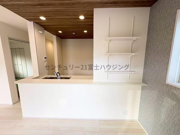 �_�ސ쌧������s���4���ڂ̐V�z��ˌ��Ẵ��r���O