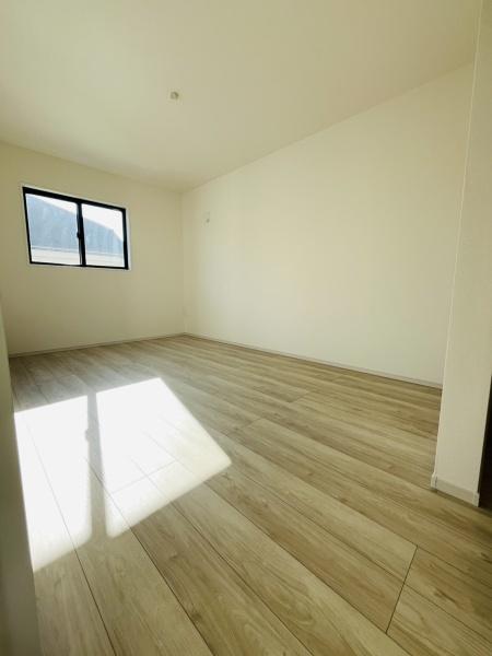 �_�ސ쌧������s�����u�̐V�z��ˌ��Ă̗m��