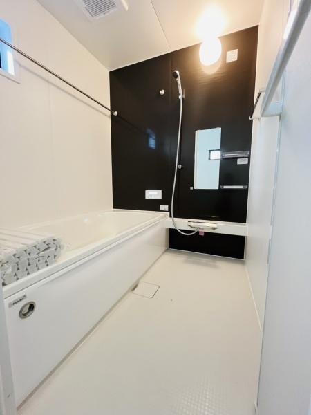 �_�ސ쌧������s�����u�̐V�z��ˌ��Ă̗���