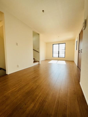 �_�ސ쌧������s�l�{��̐V�z��ˌ��Ẵ��r���O